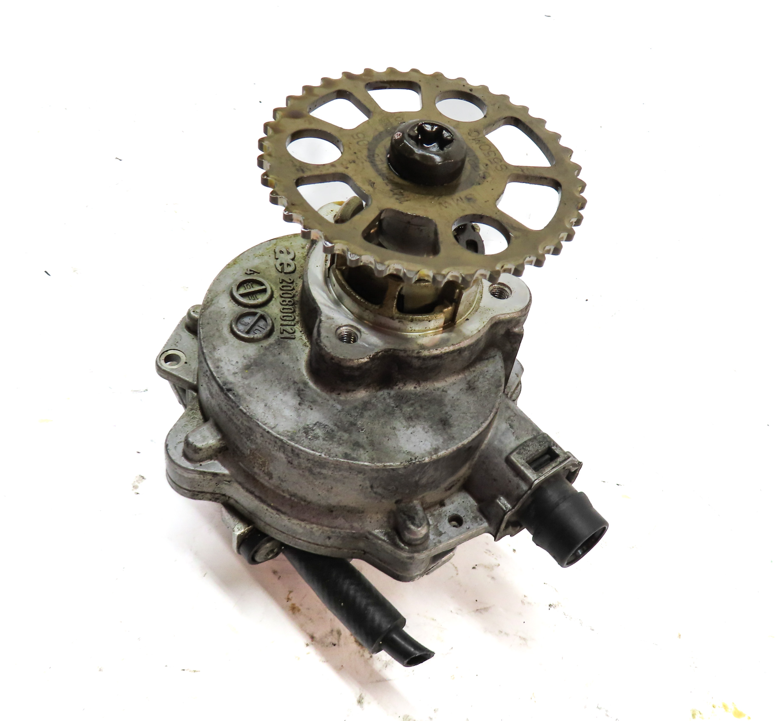10-12 BMW 135i 335i 535i 640i X3 X5 X6 (E87 E90 E70) 3.0L N55 BRAKE VACUUM PUMP — exact item pictured